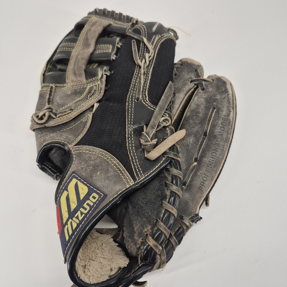 Mizuno Black Magic MB7000 Outfielders Mitt E-Z Pocket RHT
